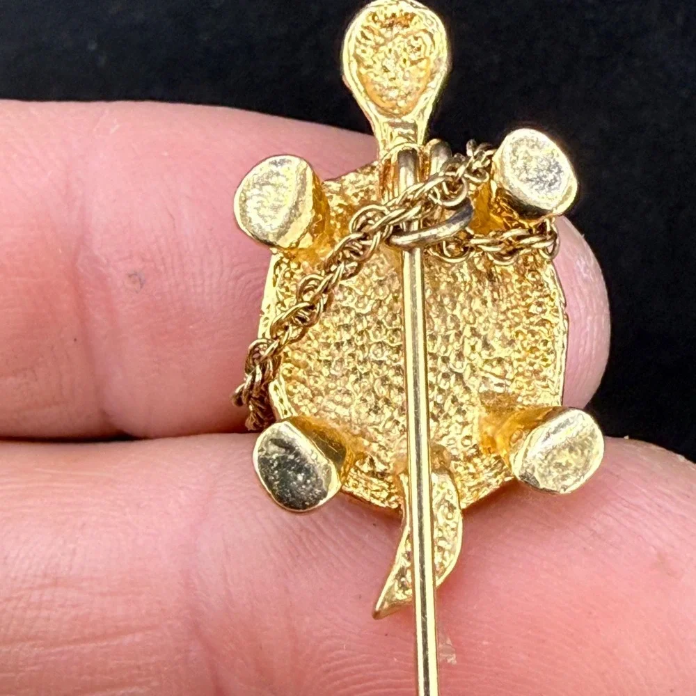 Vintage Jabot Turtle‎ Stick Pin Gold Tone Rhinestone